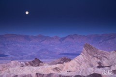 Moonset Zabriskie Point